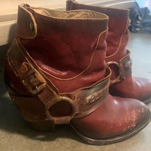 Freebird by Steven Cognac booties